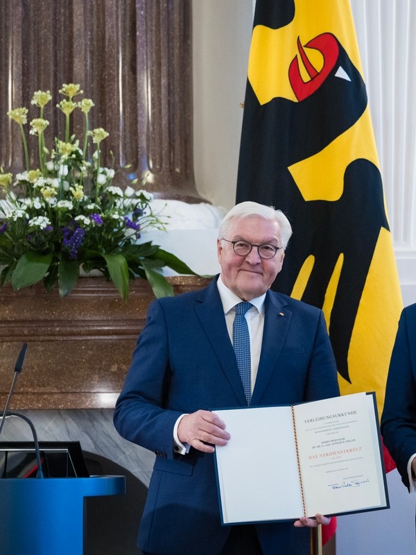 Potsdam Das Hasso Plattner Institut HPI Gratuliert Prof