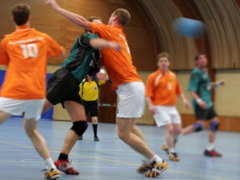 Handballspieler - Foto: Fotolia.com / Alexander