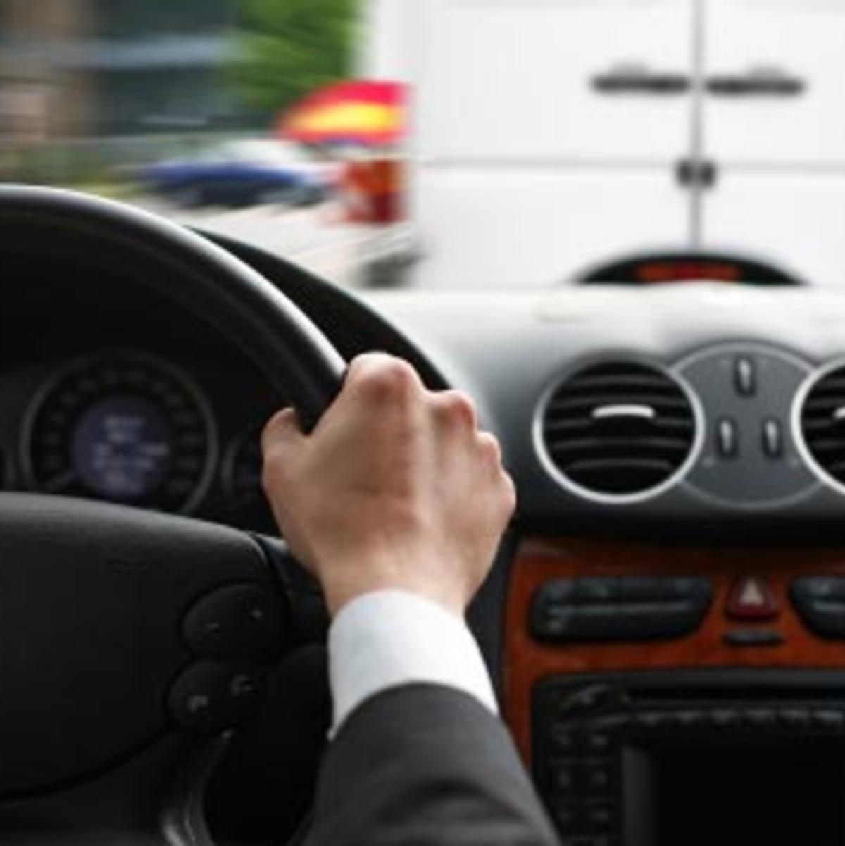 Auto Innenraum - Foto: iStockphoto.com / TommL