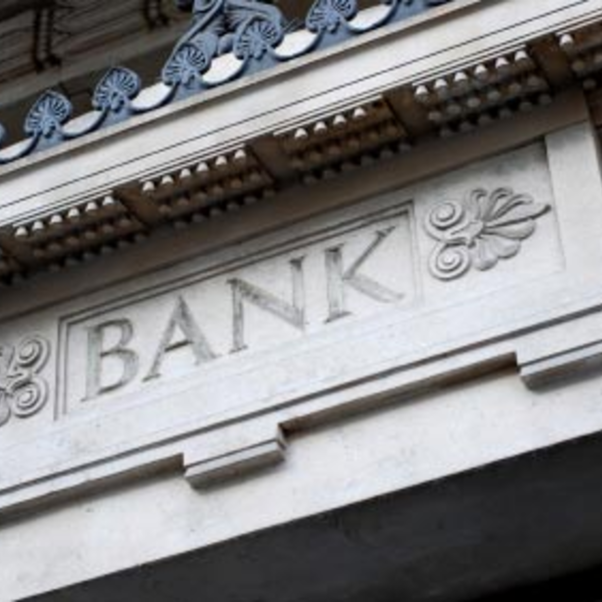 Bank - Foto: iStockphoto.com / ilbusca