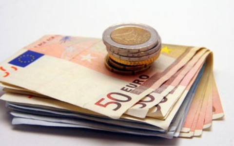 Geld - Foto: Fotolia.com / M. Chanet