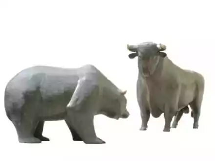 Bär und Bulle - Foto: Fotolia.com / Heino Pattschull