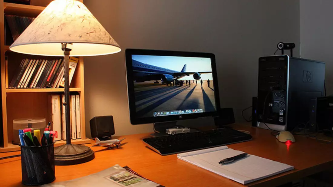 Die Arbeit im Home-Office bietet Arbeitgeber und Arbeitnehmer zeitliche Flexibilität. - Bild: 