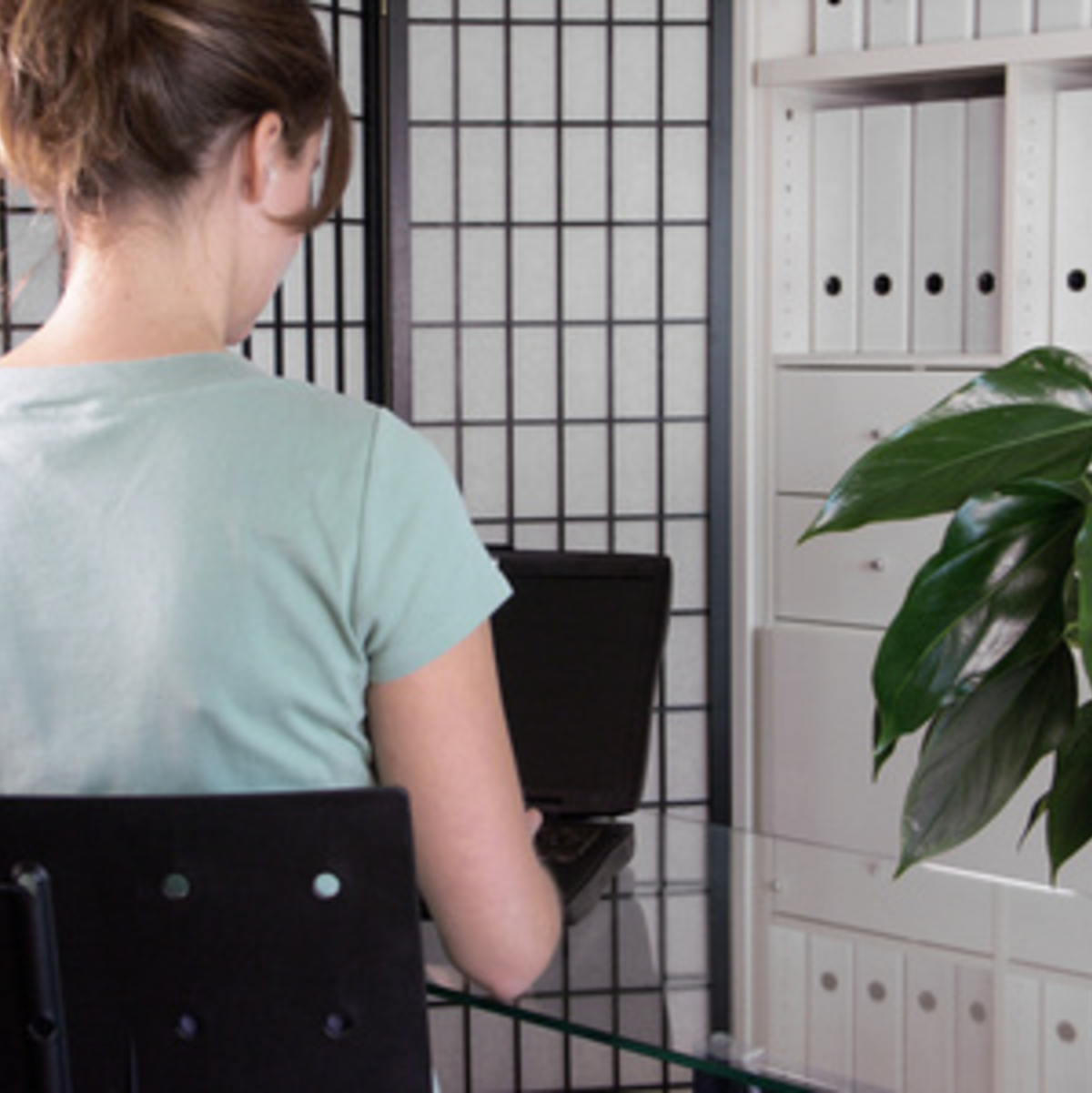 Ganz bequem von zu Hause aus shoppen - Das Internet macht es möglich - Foto: Cornelia Menichelli  / pixelio.de