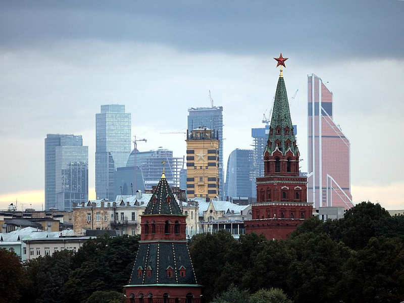 Turm des Kreml in Moskau mit dem Moskauer Bankenviertel im Hintergrund (Archiv) - Foto: über dts Nachrichtenagentur