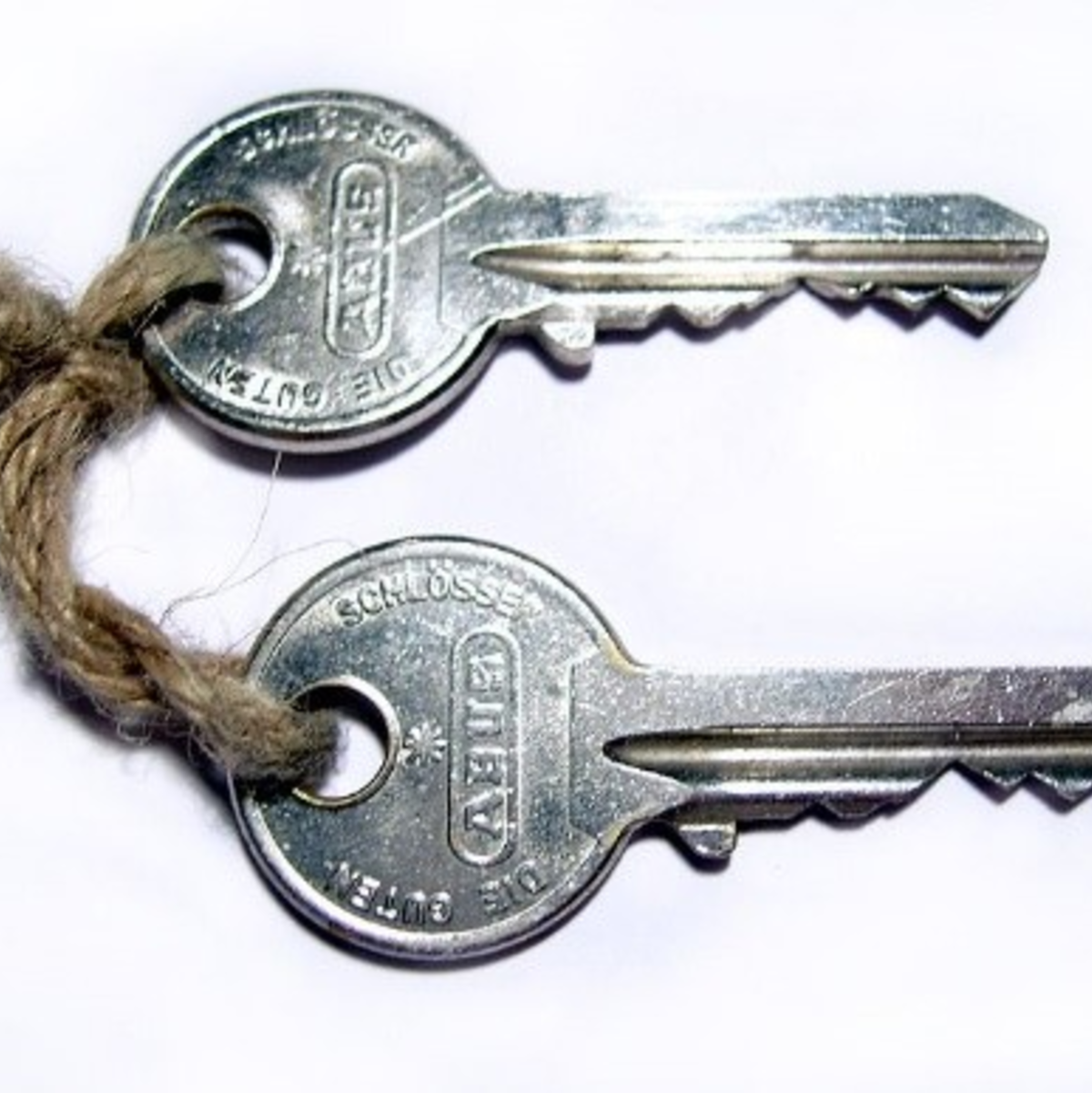 Die Schlüssel zum Traumhaus - Foto: Commons.wikimedia.org © Sebastian Hartlaub (CC BY-SA 3.0) 