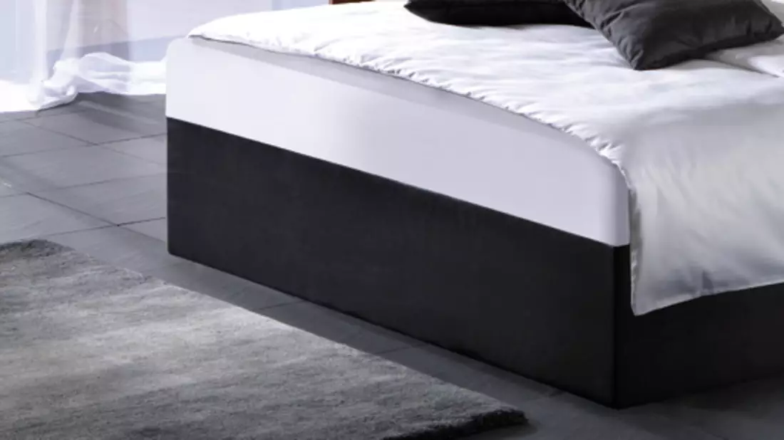 Abbildung 5: Durch mehrere Komponenten ist die Liegefläche des Boxspringbettes besonders hoch. - Bild: © aqua-comfort.net