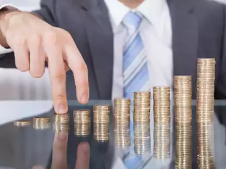 Stabile, idealerweise steigende Umsatzzahlen sind für jedes Unternehmen essentiell - Foto: © apops - Fotolia.com