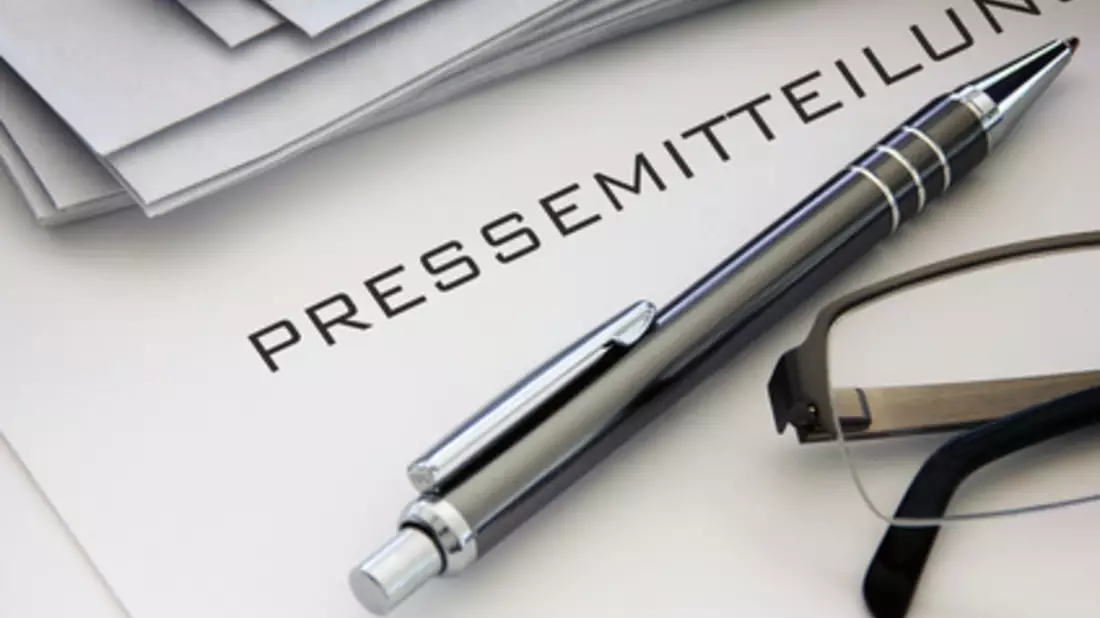 Aktive Öffentlichkeitsarbeit ist die Grundlage eines hochwertigen Images.  - Bild: Fotolia.com