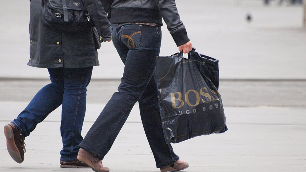 Frau mit Einkaufstasche (Archiv) - Foto: über dts Nachrichtenagentur