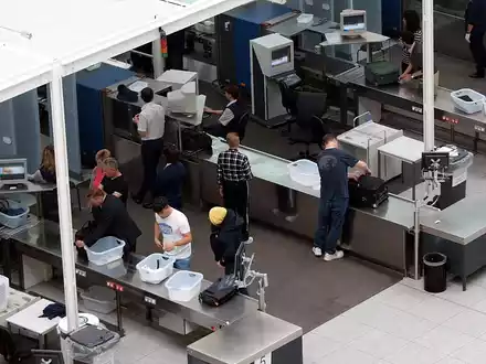 Sicherheitskontrolle am Flughafen - Foto: über dts Nachrichtenagentur