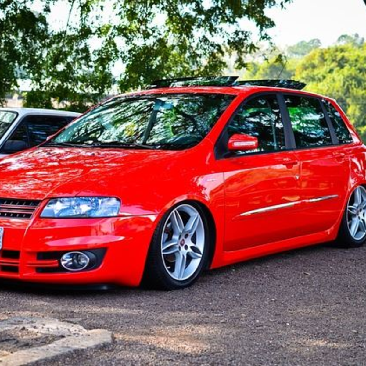 Beim Gebrauchtwagenkauff vorsichtig sein! - Foto: Pixabay.com © PublicDomainPictures (CC0 1.0)