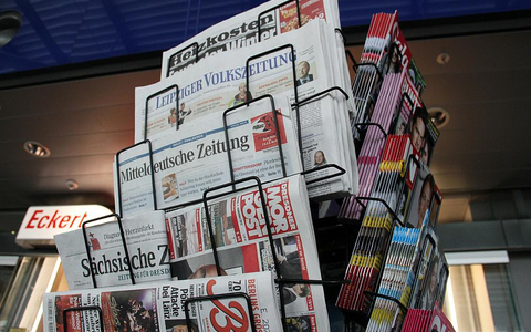 Zeitungen und Zeitschriften an einem Kiosk (Archiv) - Foto: über dts Nachrichtenagentur