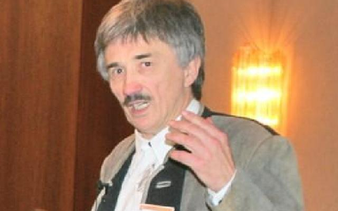 Unterricht rcihtet nach unten - das kostet Zeit und Kraft - Foto: Franz Josef Neffe