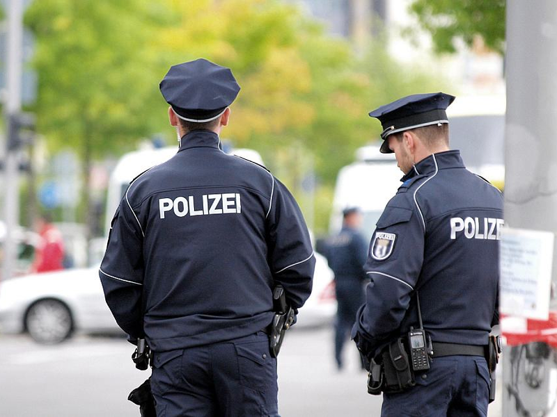 Polizisten (Archiv) - Foto: über dts Nachrichtenagentur