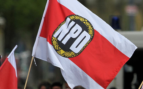 NPD-Fahne - Foto: über dts Nachrichtenagentur