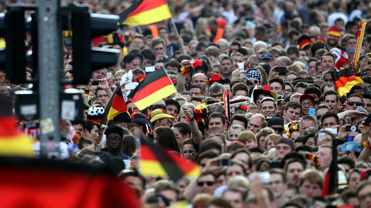 FuÃŸballfans der Deutschen FuÃŸball-Nationalmannschaft - Foto: über dts Nachrichtenagentur