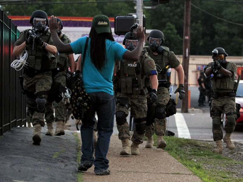 Polizeigewalt eskaliert in Ferguson - Foto: Günther Lause
