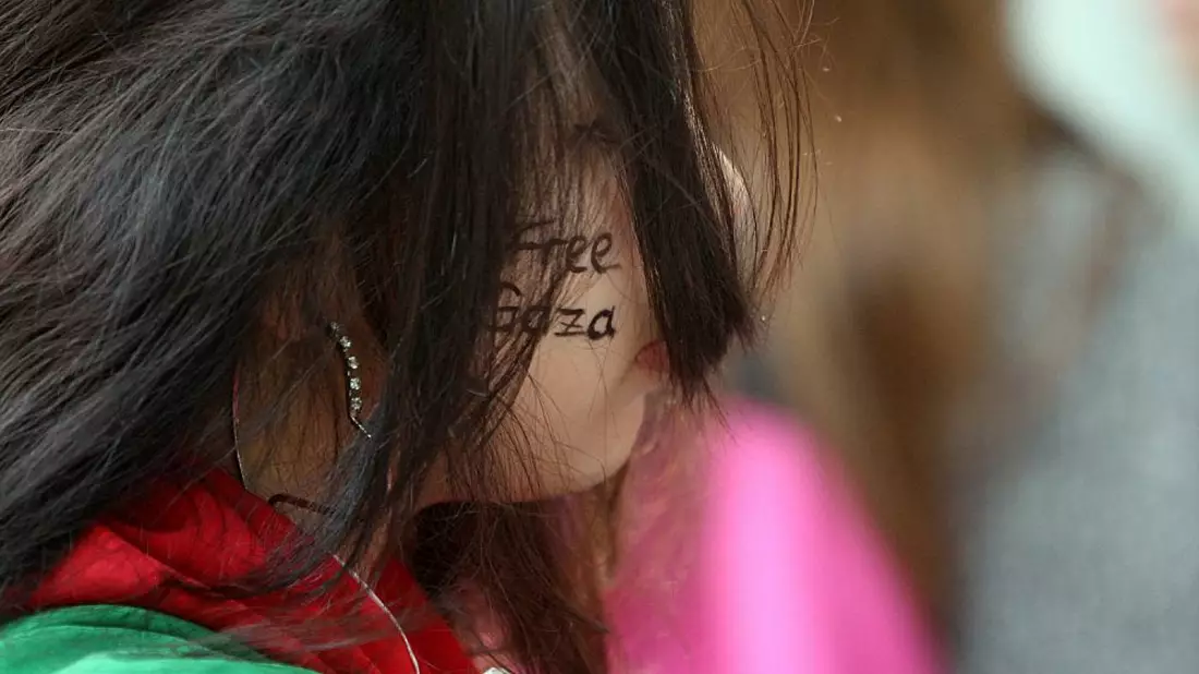 Mädchen mit dem Schriftzug Free Gaza (Archiv) - Bild: über dts Nachrichtenagentur