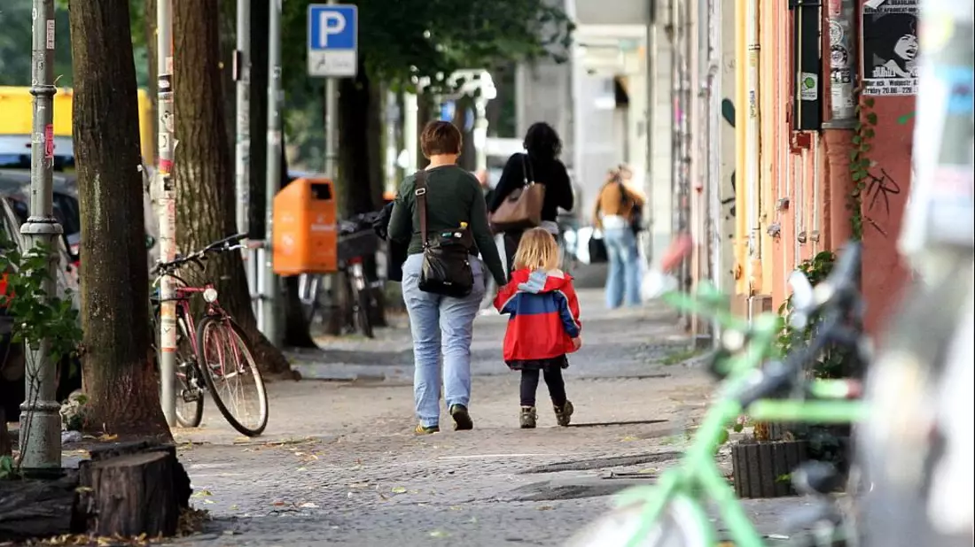 Mutter und Kind (Archiv) - Bild: über dts Nachrichtenagentur