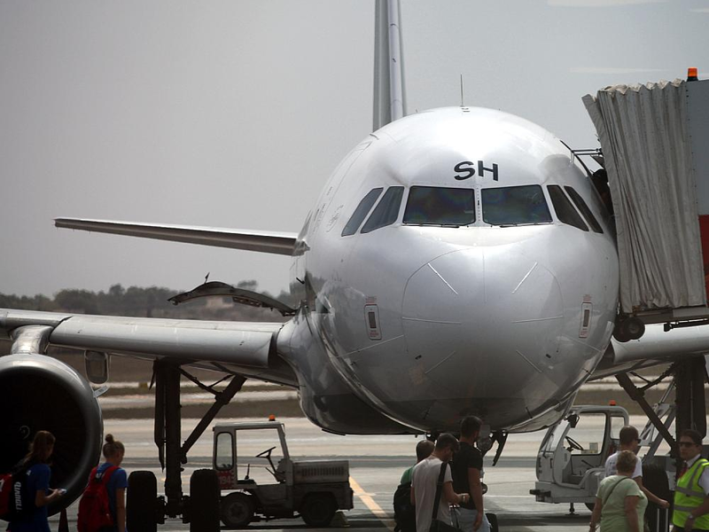 Flugzeug mit Passagieren auf dem Rollfeld (Archiv) - Foto: über dts Nachrichtenagentur
