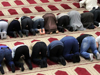 Gläubige Muslime beim Gebet in einer Moschee (Archiv) - Foto: über dts Nachrichtenagentur