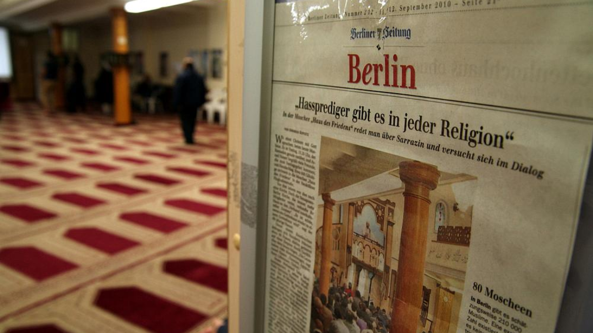 Zeitungsausschnitt über Hassprediger in einer Berliner Moschee (Archiv) - Foto: über dts Nachrichtenagentur
