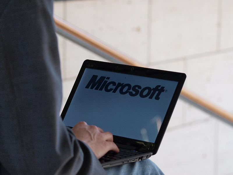 Microsoft-Logo auf einem Computer (Archiv) - Foto: über dts Nachrichtenagentur