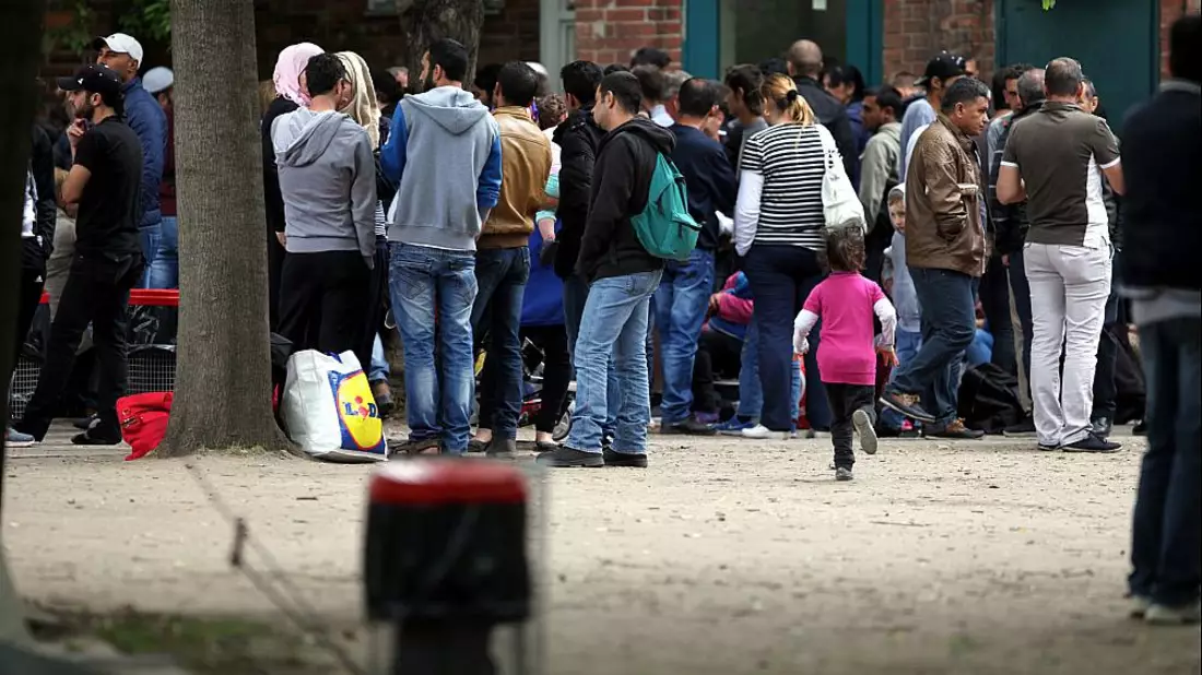 Flüchtlinge an einer Aufnahmestelle (Archiv) - Bild: über dts Nachrichtenagentur