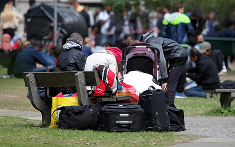 Flüchtlinge an einer Aufnahmestelle (Archiv) - Foto: über dts Nachrichtenagentur