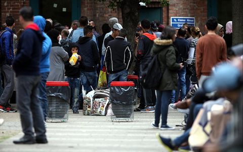 Flüchtlinge an einer Aufnahmestelle (Archiv) - Foto: über dts Nachrichtenagentur