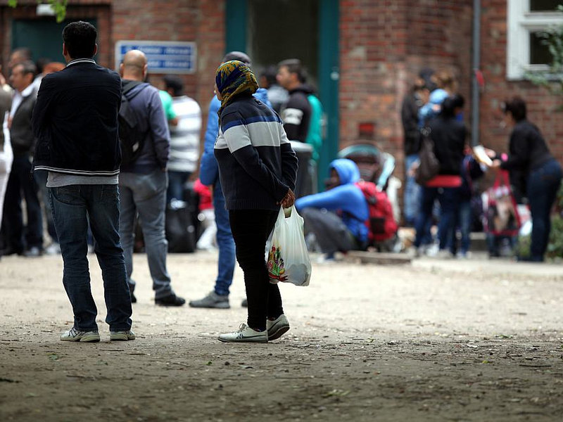 Flüchtlinge an einer Aufnahmestelle (Archiv) - Foto: über dts Nachrichtenagentur