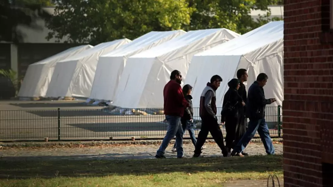 Flüchtlinge in einer Zeltstadt (Archiv) - Bild: über dts Nachrichtenagentur