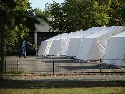 Flüchtlinge in einer Zeltstadt (Archiv) - Foto: über dts Nachrichtenagentur
