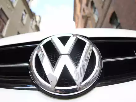 VW-Logo (Archiv) - Foto: über dts Nachrichtenagentur