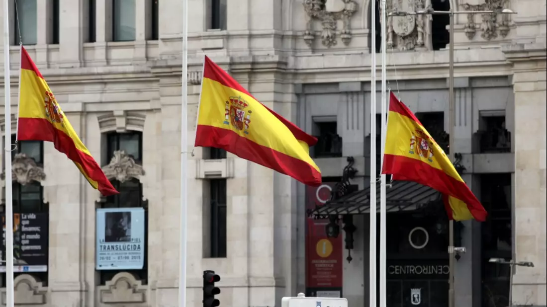 Spanische Fahnen - Bild: über dts Nachrichtenagentur