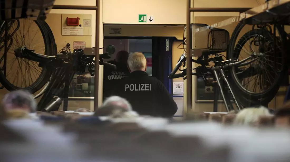 Grenzkontrolle im Zug - Bild: über dts Nachrichtenagentur