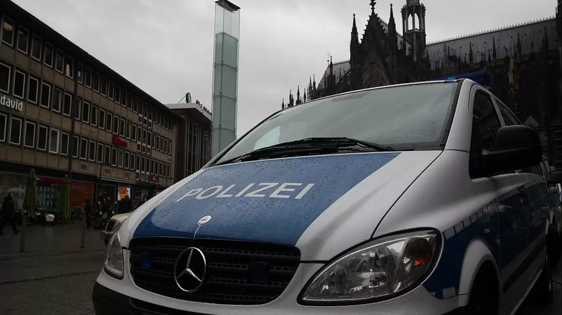 Polizeiauto vor KÃ¶lner Dom und Hauptbahnhof - Bild: über dts Nachrichtenagentur