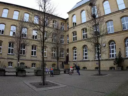 Kinder spielen auf einem Schulhof - Foto: über dts Nachrichtenagentur