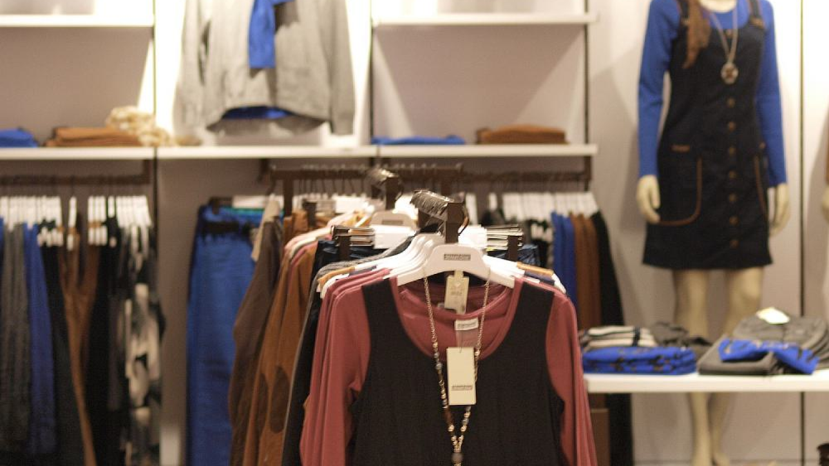 Angebote in einem Geschäft (Archiv) - Foto: über dts Nachrichtenagentur