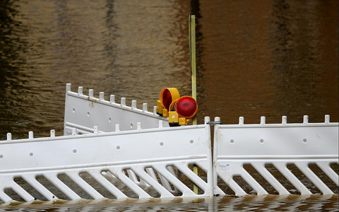 Hochwasser-Absperrung (Archiv) - Foto: über dts Nachrichtenagentur