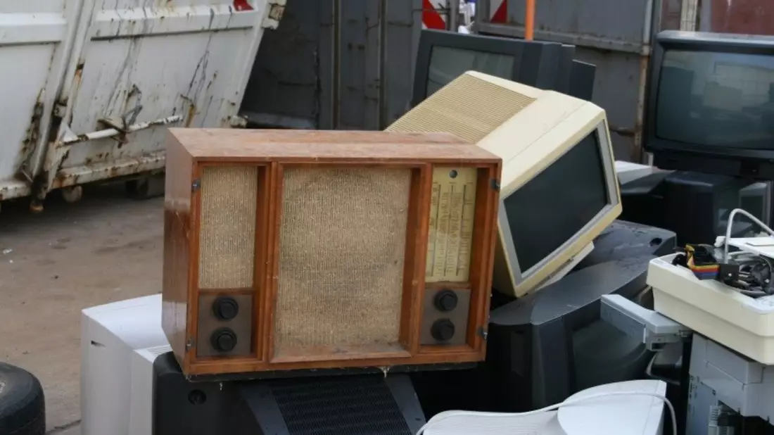 Elektroschrott muss an eine dafür vorgesehene Sammelstelle gebracht werden. - Bild: pixabay.com © EKM-Mittelsachen (CC0 Public Domain) 