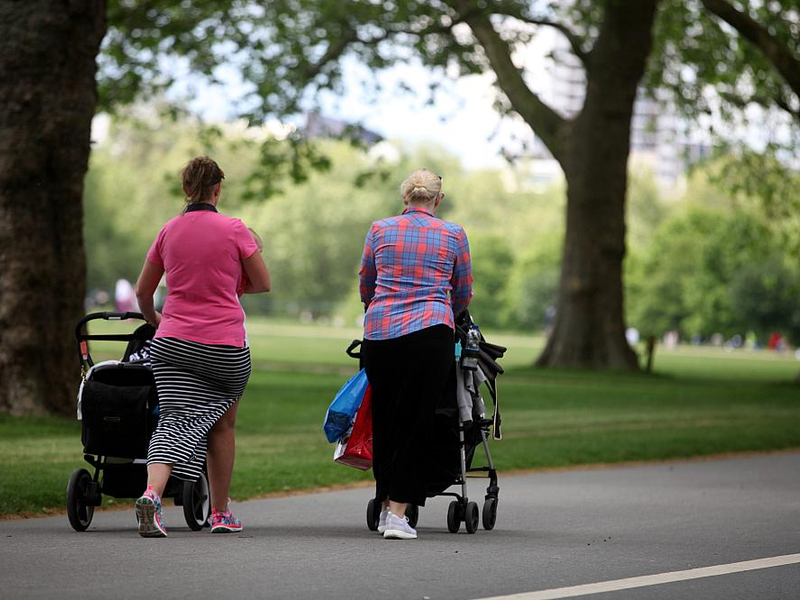 Frauen mit Kleinkindern (Archiv) - Foto: über dts Nachrichtenagentur