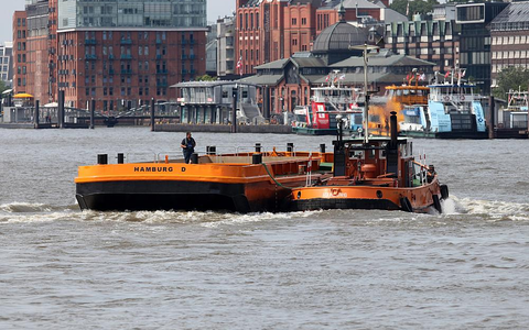 Fähre im Hamburger Hafen (Archiv) - Foto: über dts Nachrichtenagentur