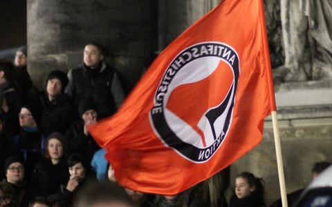 Antifa-Fahne - Foto: über dts Nachrichtenagentur