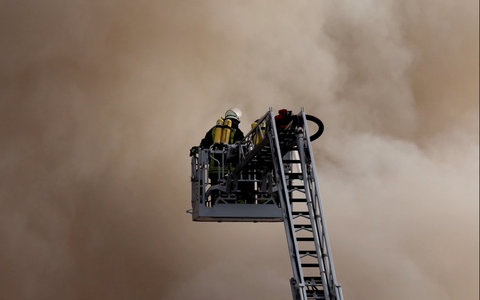 Feuerwehr auf einer Drehleiter - Foto: über dts Nachrichtenagentur