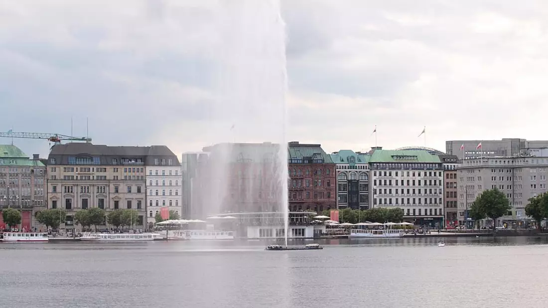 Fontäne an der Binnenalster in Hamburg (Archiv) - Bild: über dts Nachrichtenagentur