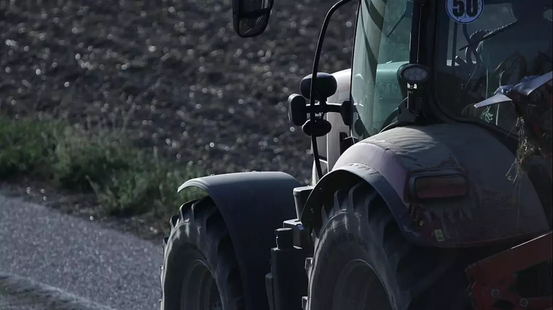Bauer auf Traktor - Bild: über dts Nachrichtenagentur