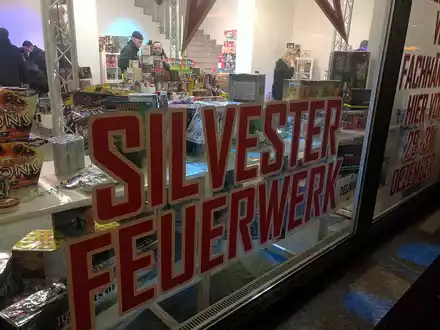 Verkauf von Silvester-Feuerwerk (Archiv) - Foto: über dts Nachrichtenagentur