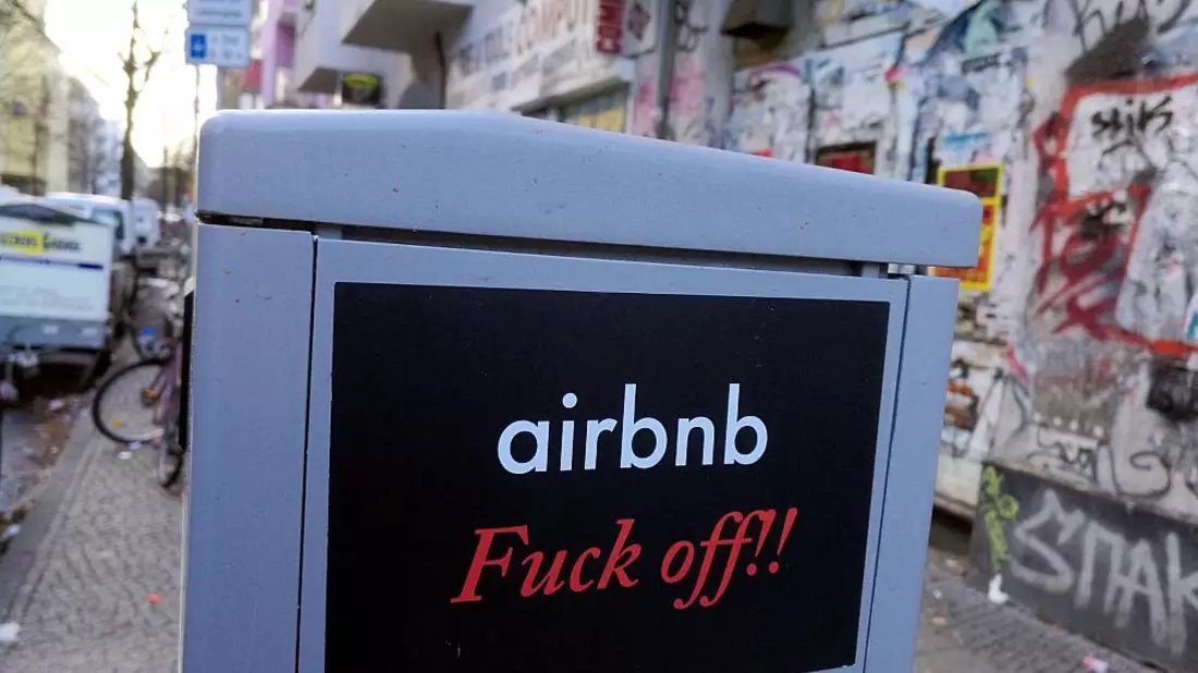 Anti-Airbnb-Sticker (Archiv) - Bild: über dts Nachrichtenagentur